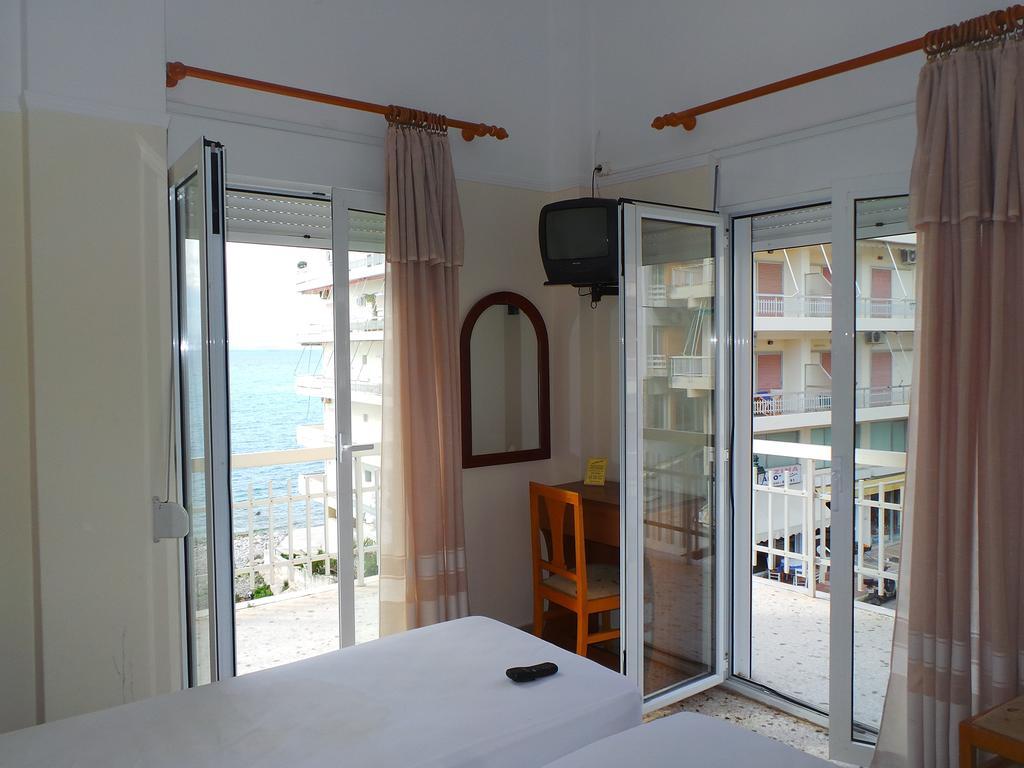 Hotel Andreou Loutraki  Room photo